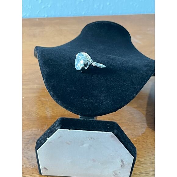 Statement Ring Large Round Cut CZ Silver Tone Swirl Size 8 Bling Glam - Picture 4 of 8